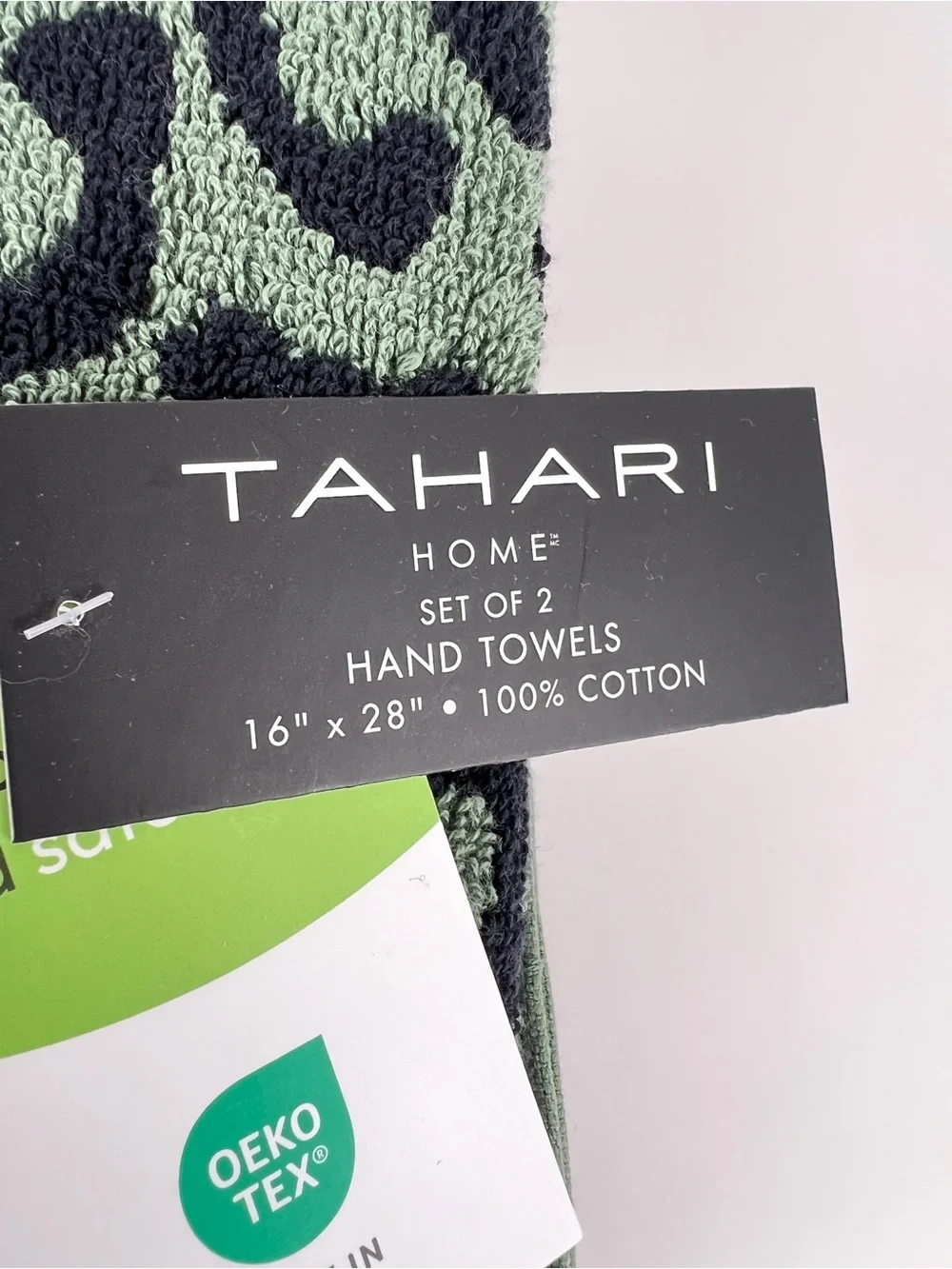 Tahari Home Hand Towel Set Green Black Leopard Print Soft 100% Cotton 2 Pc NEW